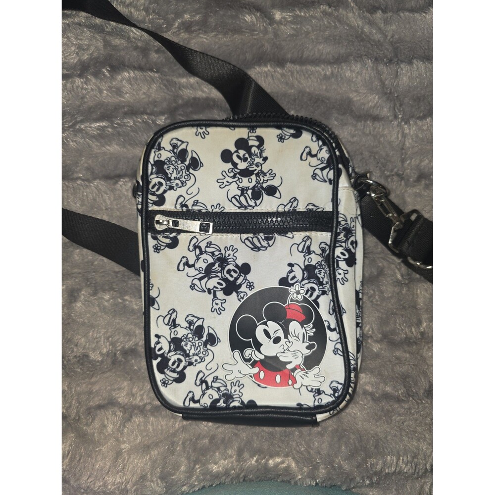 Bioworld Mickey & Minnie mouse crossbody purse bag tote handbag!